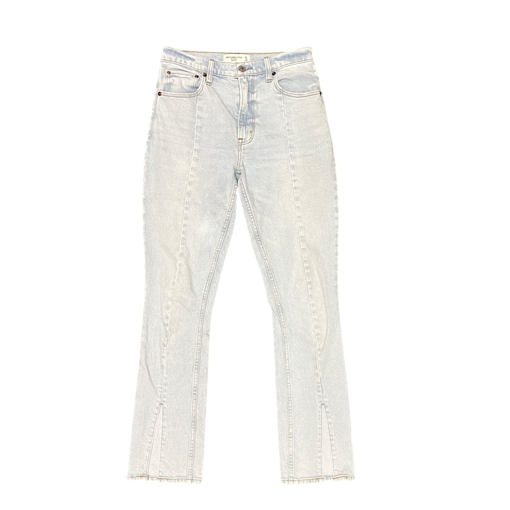 Abercrombie & Fitch High-Rise Light Wash Jeans